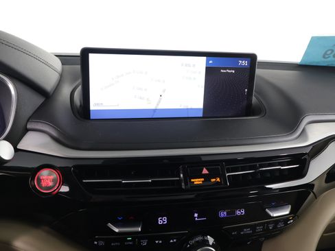 Certified 2023 Acura MDX SH-AWD w/ Technology Package image 25