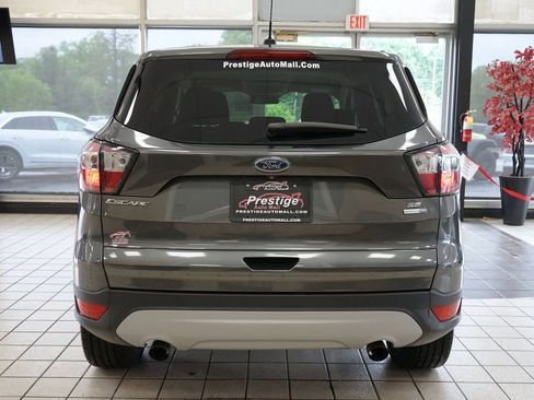 Used 2017 Ford Escape SE w/ SE Cold Weather Package AWD/4WD image 13