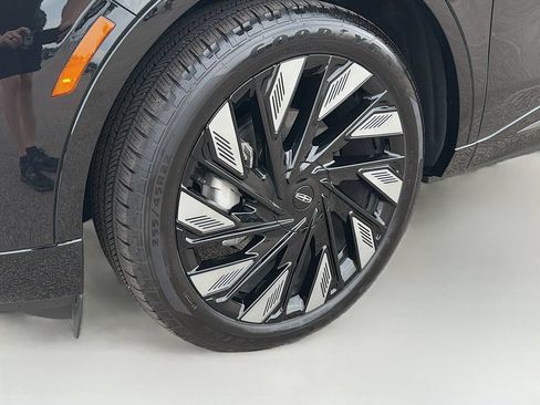 New 2026 Lincoln Nautilus Reserve w/ Jet Appearance Package AWD/4WD image 35