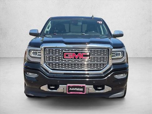 Used 2017 GMC Sierra 1500 Denali w/ Denali Ultimate Package AWD/4WD image 2