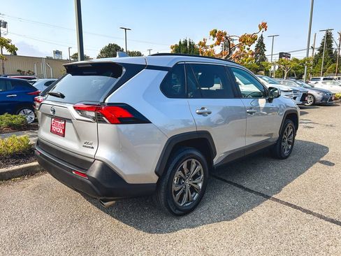 Certified 2024 Toyota RAV4 XLE Premium AWD/4WD image 6
