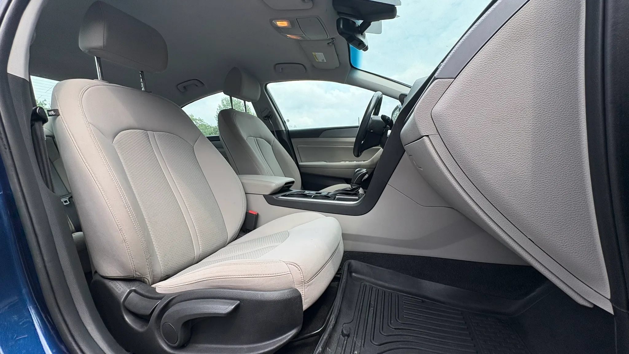Used 2019 Hyundai Sonata SEL w/ Tech Package 02 FWD image 30