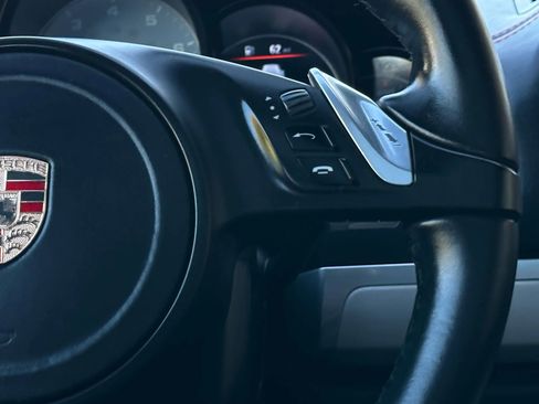 Used 2014 Porsche Cayenne GTS image 32