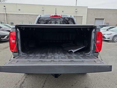 Used 2021 Chevrolet Colorado ZR2 image 32