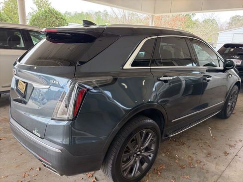 Used 2019 Cadillac XT5 Luxury w/ Sport Package image 3
