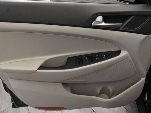 Used 2020 Hyundai Tucson Value w/ Cargo Package image 13