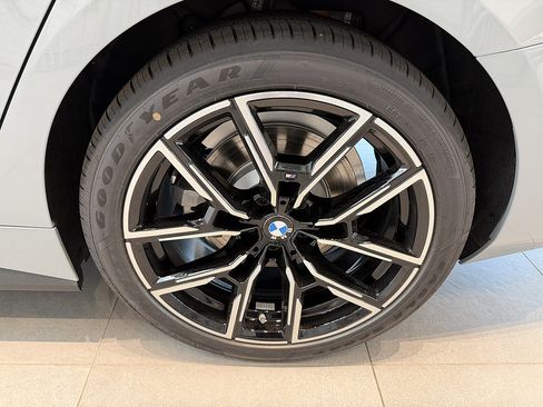 New 2026 BMW 430i xDrive w/ M Sport Package AWD/4WD image 7