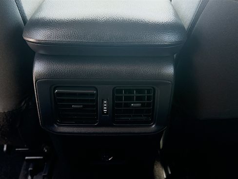 Used 2024 Toyota RAV4 LE FWD image 22