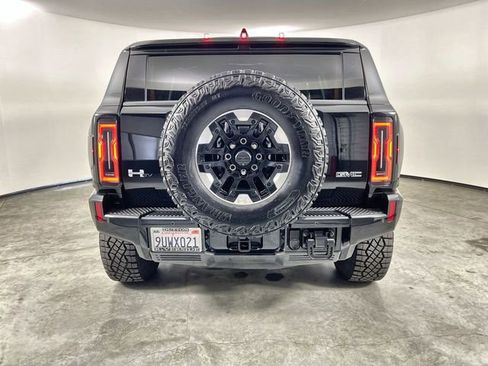 Used 2024 GMC Hummer EV 2X w/ Extreme Off-Road Package image 7