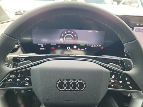 Certified 2026 Audi Q3 quattro 2.0T AWD/4WD image 21