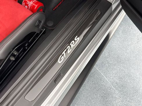 Used 2018 Porsche 911 GT2 RS RWD image 32