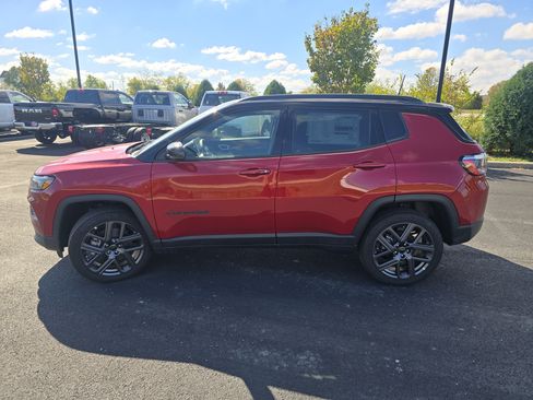 New 2026 Jeep Compass Limited AWD/4WD image 13
