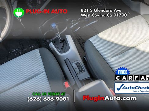 Used 2012 Toyota Prius C Two image 15