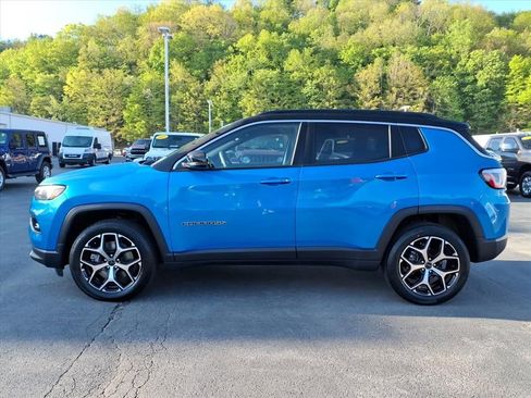 Used 2025 Jeep Compass Limited AWD/4WD image 8