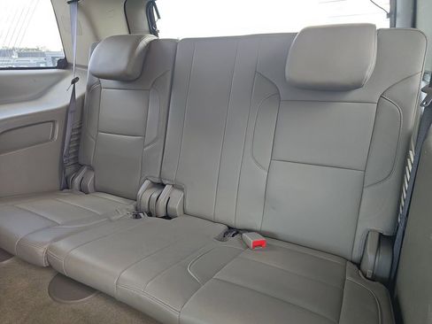 Used 2017 GMC Yukon SLT w/ HD Trailering Package image 13