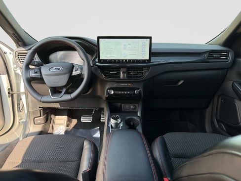 Used 2023 Ford Escape ST-Line w/ Tech Pack #1 AWD/4WD image 17