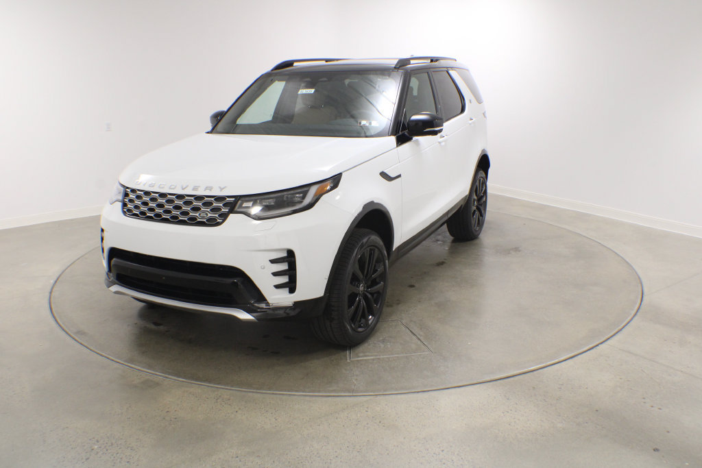 New 2026 Land Rover Discovery Limited Edition AWD/4WD image 1