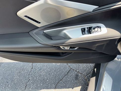 Used 2025 Chevrolet Corvette Stingray Preferred Cpe w/ Z51 Performance Package RWD image 15