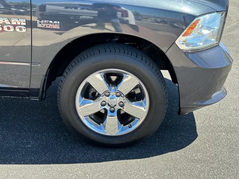 Certified 2018 RAM 1500 Express w/ Express Value Package RWD image 16