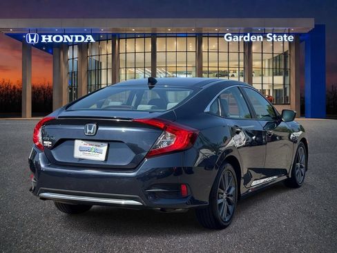Used 2019 Honda Civic EX image 4