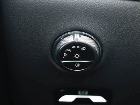 Certified 2023 Mercedes-Benz GLC 300 4MATIC image 31