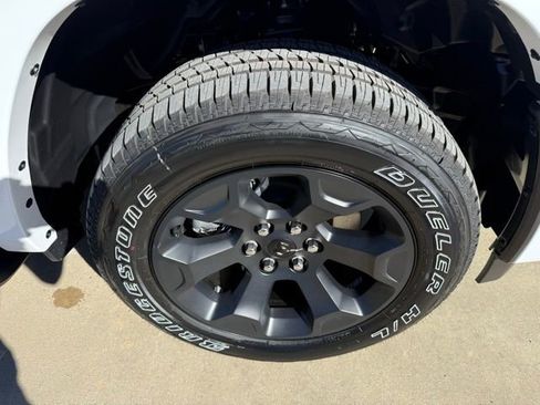 New 2026 RAM 1500 4x4 Crew Cab image 4