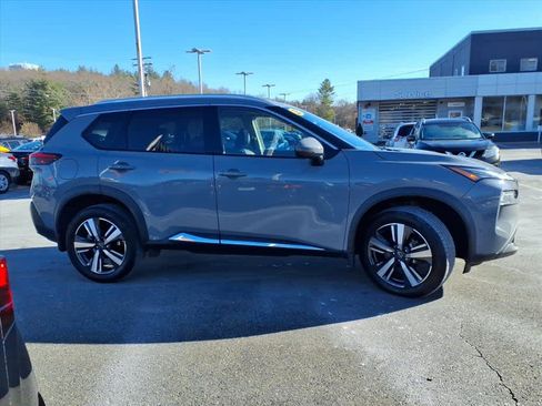 Certified 2023 Nissan Rogue SL w/ SL Premium Package image 4