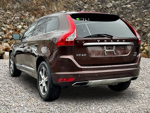 Used 2015 Volvo XC60 T6 w/ Proximity Package image 11