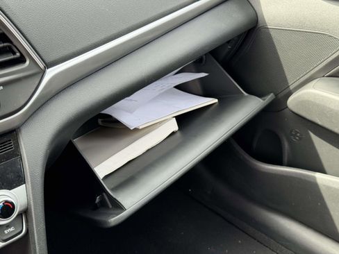 Used 2020 Hyundai Elantra SEL w/ Cargo Package (C1) image 29