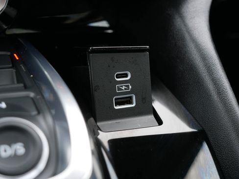 Certified 2025 Acura MDX SH-AWD w/ Technology Package image 33