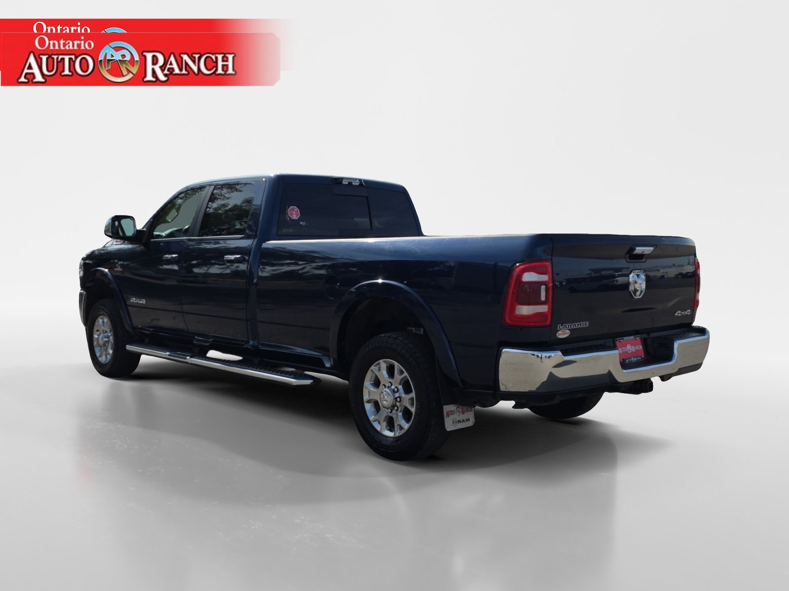 Used 2022 RAM 3500 Laramie AWD/4WD image 3