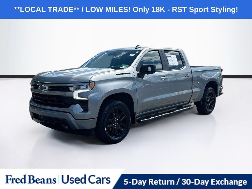 Used 2023 Chevrolet Silverado 1500 RST w/ Convenience Package II AWD/4WD image 3
