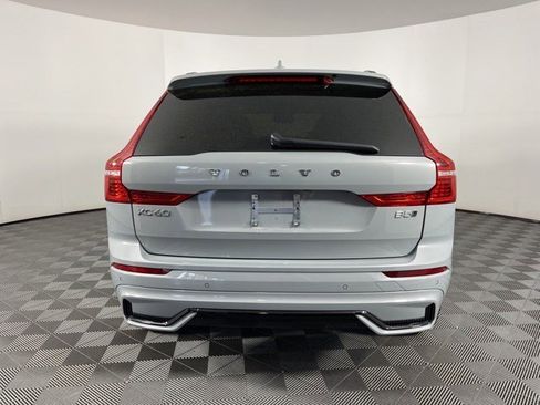 Used 2025 Volvo XC60 B5 Plus image 6