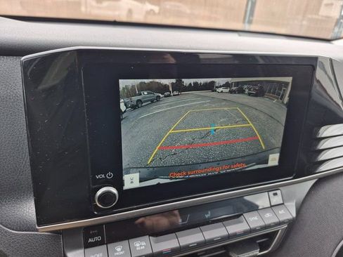 Used 2025 Toyota Camry LE image 16