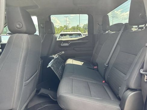 Used 2023 Chevrolet Silverado 1500 LT AWD/4WD image 21