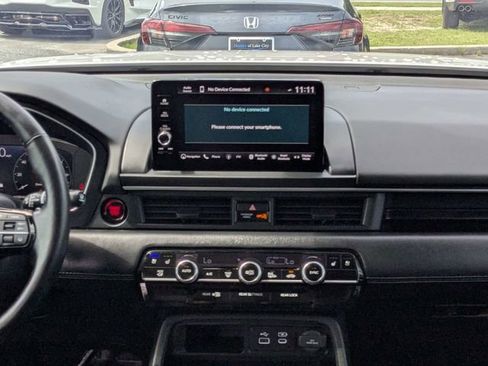 Used 2025 Honda Pilot Elite image 18