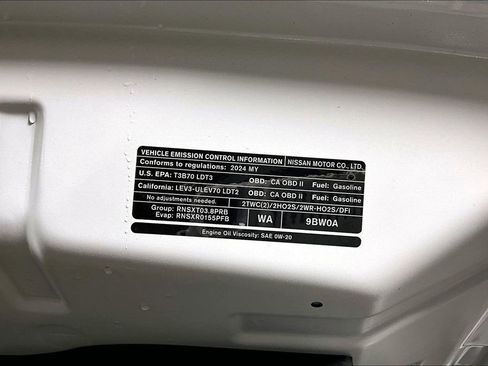 Used 2024 Nissan Frontier PRO-4X w/ Off-Road Protection Package image 31