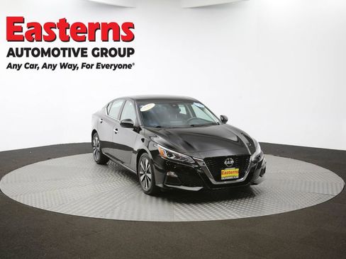 Used 2021 Nissan Altima 2.5 SV w/ SV Premium Package FWD image 48