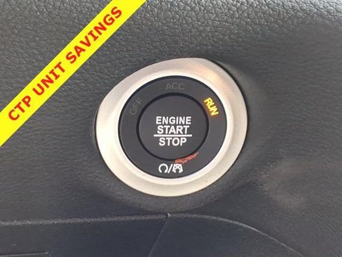 New 2026 Chrysler Pacifica Select AWD/4WD image 11