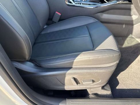 New 2026 Kia Sorento SX image 15