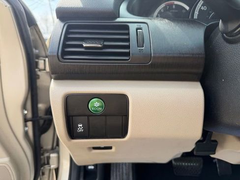 Used 2013 Honda Accord EX image 15