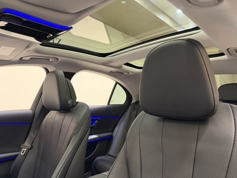 Used 2025 Mercedes-Benz E 350 Sedan image 16