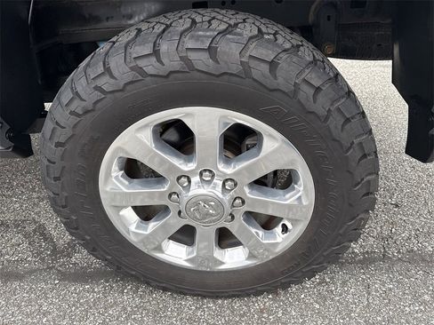 Used 2019 RAM 2500 Laramie image 21