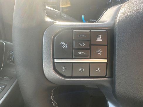 New 2026 Ford F250 Lariat w/ Black Appearance Package image 21