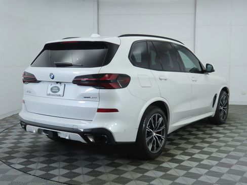 Used 2024 BMW X5 xDrive40i w/ Executive Package image 5