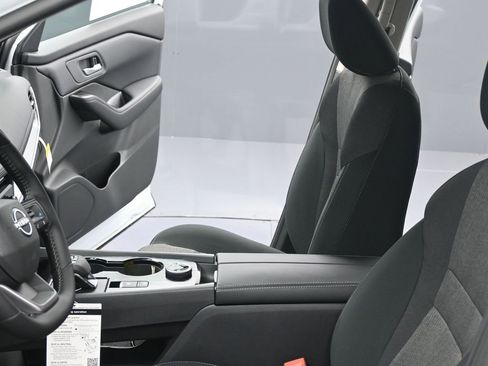 New 2026 Nissan Rogue SV image 19