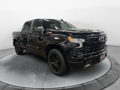 Used 2024 Chevrolet Silverado 1500 RST w/ Z71 Off-Road Package AWD/4WD image 4