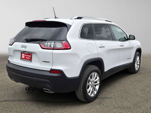 Used 2019 Jeep Cherokee Latitude w/ Popular Appearance Group AWD/4WD image 4