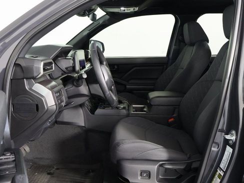 Used 2025 Toyota Tacoma SR5 image 8