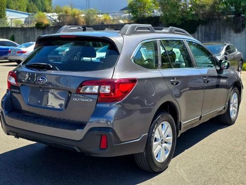 Used 2018 Subaru Outback 2.5i AWD/4WD image 7